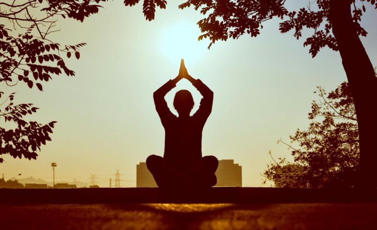 Finding Peace: How Meditation Enhances Mindfulness